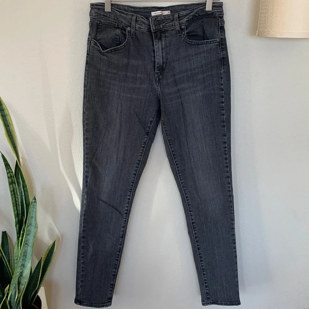 Levi’s high rise skinny black wash denim jeans - Picture 3 of 8